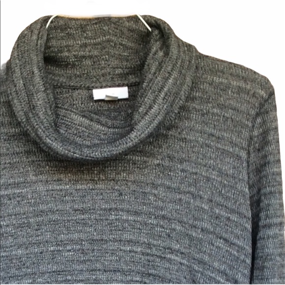 $10 ❌ SEND OFFER ❌ J.Jill Ribbed Turtle Neck - Picture 3 of 6